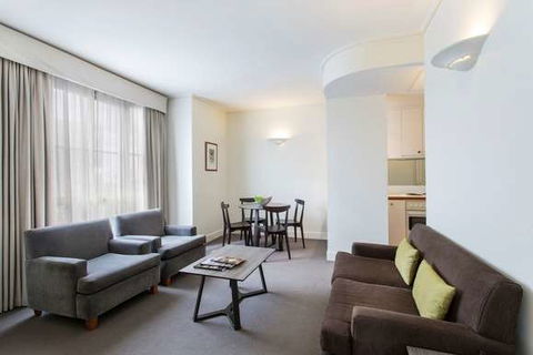 Mantra On Jolimont - Accommodation Gladstone 7