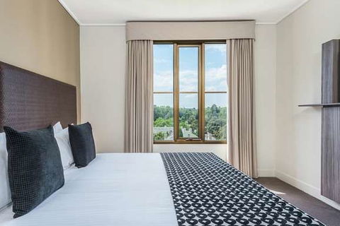 Mantra On Jolimont - Accommodation Gladstone 12