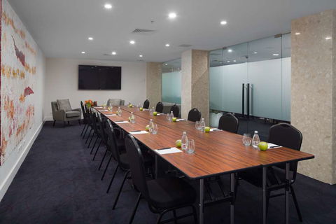 The Victoria Hotel Melbourne - Accommodation Gladstone 9