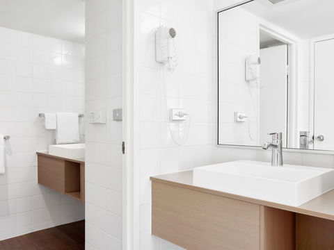 Ibis Hotel - Accommodation Gladstone 7