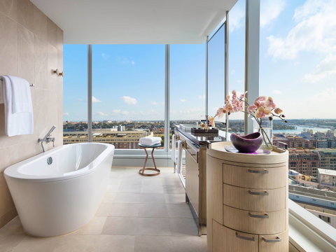 Sofitel Sydney Darling Harbour - Accommodation Gladstone 5