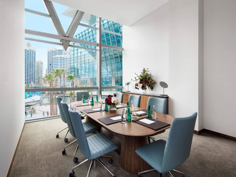 Sofitel Sydney Darling Harbour - Accommodation Gladstone 9
