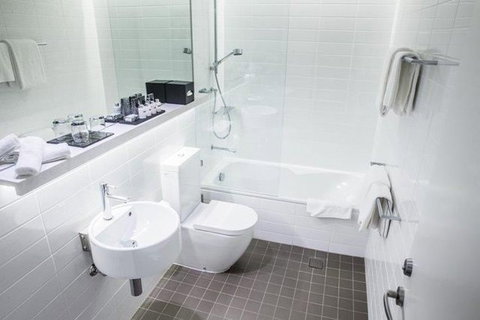 Adge Apartment Hotel - Accommodation Gladstone 14