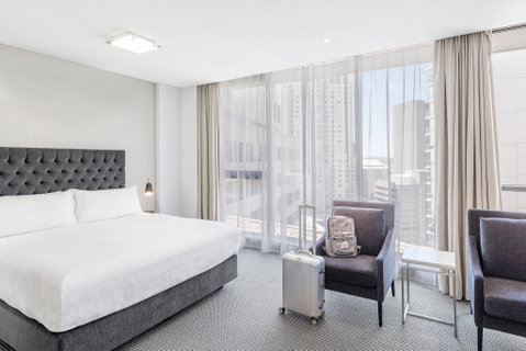 Meriton Suites Campbell Street - Accommodation Gladstone 3