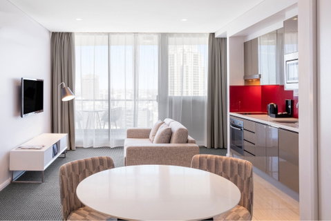 Meriton Suites Campbell Street - Accommodation Gladstone 7