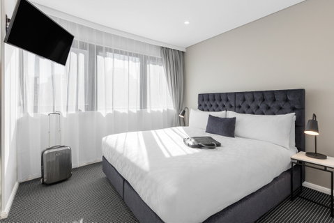 Meriton Suites Kent Street - Accommodation Gladstone 0
