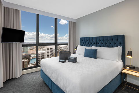 Meriton Suites Pitt Street - Accommodation Gladstone 5