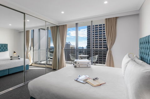 Meriton Suites Pitt Street - Accommodation Gladstone 13