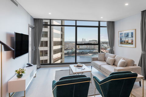 Meriton Suites Sussex Street, Sydney - Accommodation Gladstone 2