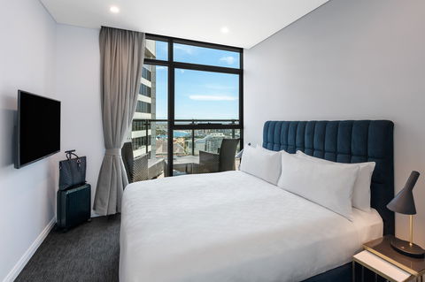 Meriton Suites Sussex Street, Sydney - Accommodation Gladstone 14