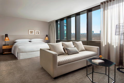 Four Points By Sheraton, Central Park - Accommodation Gladstone 14