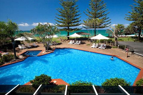 Nautilus Beachfront Villas & Spa - Accommodation Gladstone 2