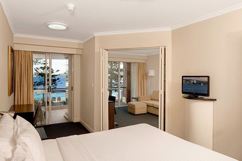 Quest Manly - Accommodation Gladstone 2