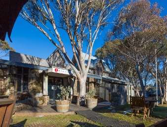 Omeo VIC Accommodation Gladstone