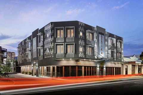 Attika Hotel - Accommodation Gladstone 0