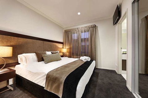 Attika Hotel - Accommodation Gladstone 1