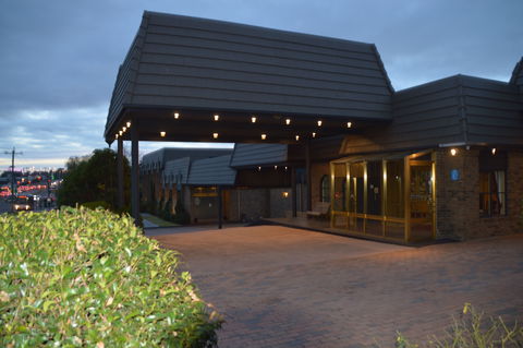 Rowville International Hotel - Accommodation Gladstone 1