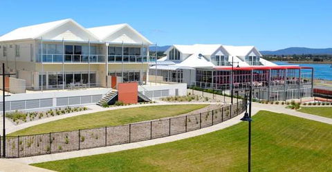 York Cove - Accommodation Gladstone 0