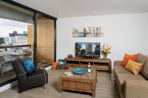 Apartments @ IKON Glen Waverley - Accommodation Gladstone 1