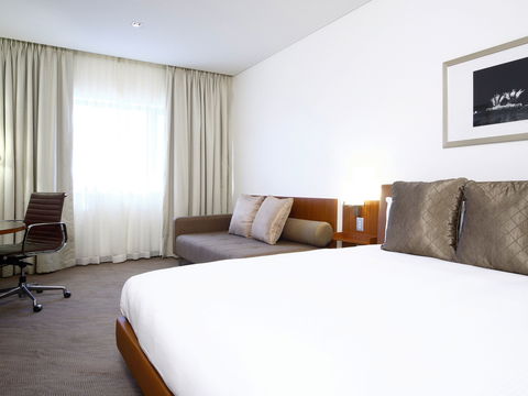 Novotel Canberra - Accommodation Gladstone 0