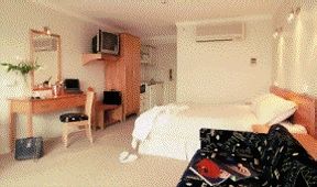 Astor Metropole & Apartment - Accommodation Gladstone 0