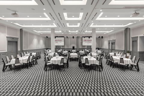 Crowne Plaza Terrigal - Accommodation Gladstone 17