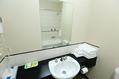 Barkly Motor Lodge - Accommodation Gladstone 11
