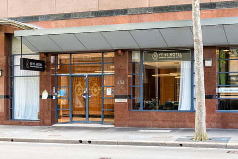 YEHS Hotel Sydney Harbour Suites - Accommodation Gladstone 0