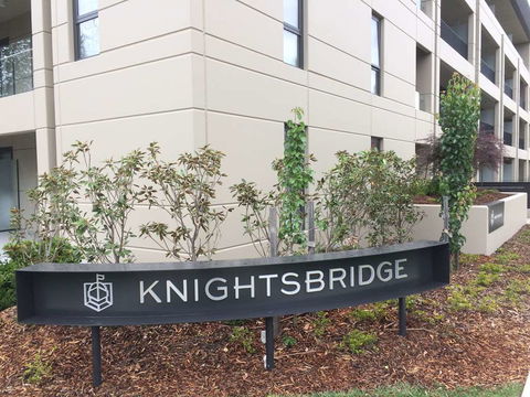 Knightsbridge Canberra - Accommodation Gladstone 1