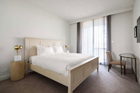 Knightsbridge Canberra - Accommodation Gladstone 6