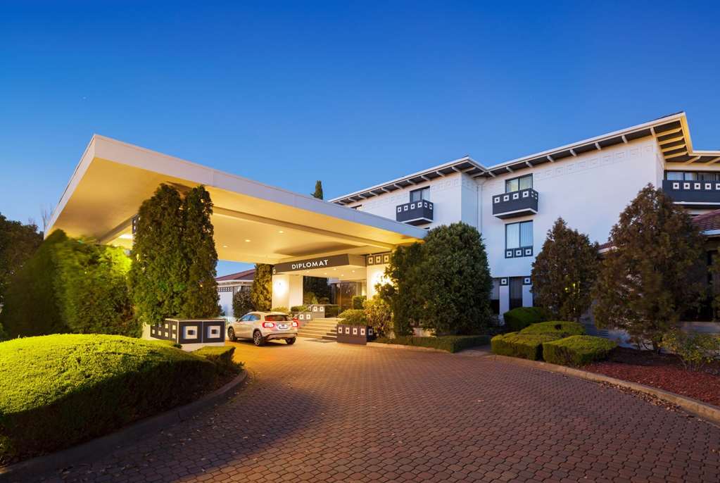 Griffith ACT Accommodation Gladstone