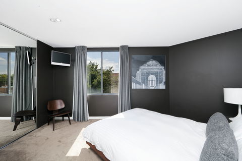 Astra Apartments The Griffin - Accommodation Gladstone 6