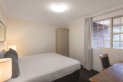 Adina Serviced Apts Canberra Kingston - Accommodation Gladstone 9