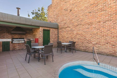 Adina Serviced Apts Canberra Kingston - Accommodation Gladstone 14