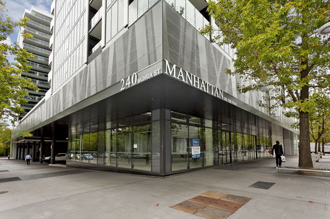 Astra Canberra Manhattan - Accommodation Gladstone 1