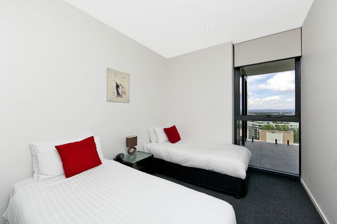 Astra Canberra Manhattan - Accommodation Gladstone 9
