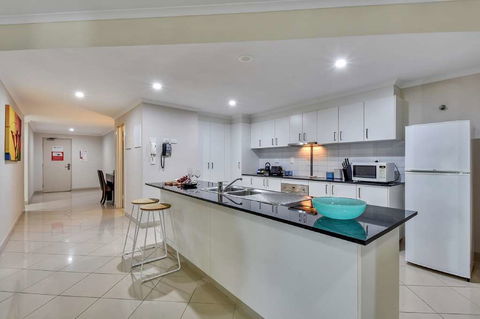 Argus Apartments Darwin - Accommodation Gladstone 17