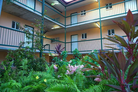 Alatai Holiday Apartments - Accommodation Gladstone 0