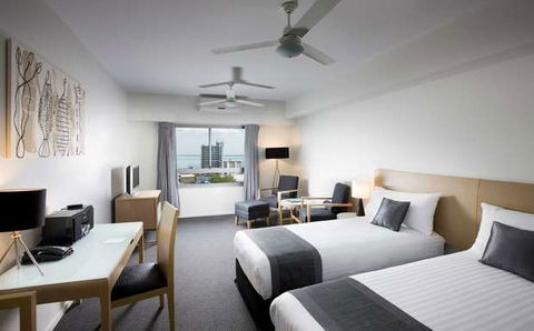Mantra Pandanas - Accommodation Gladstone 1