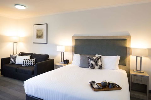 H On Smith Hotel - Accommodation Gladstone 14