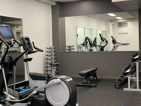 DoubleTree by Hilton Esplanade Darwin - Accommodation Gladstone 15