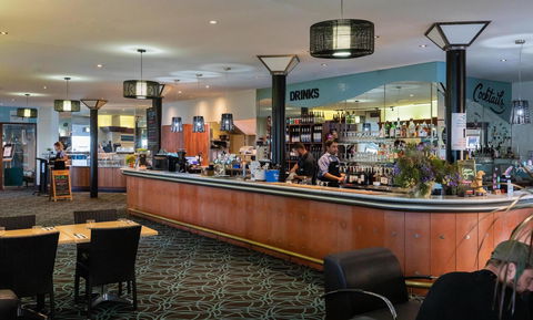 Aurora Ozone Hotel - Accommodation Gladstone 5