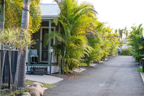 Barney Beach Accommodation Centre - Accommodation Gladstone 0