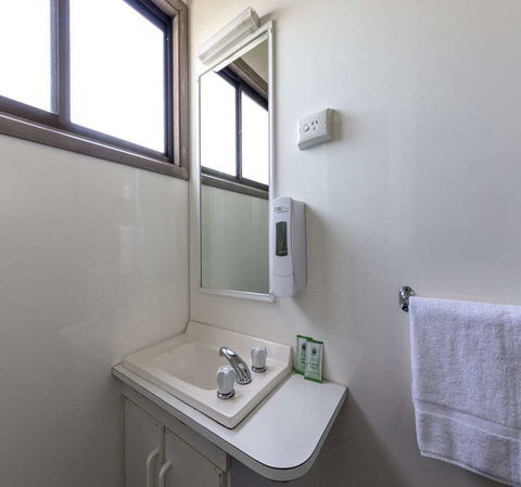 BIG4 Albury Tourist Park - Accommodation Gladstone 0