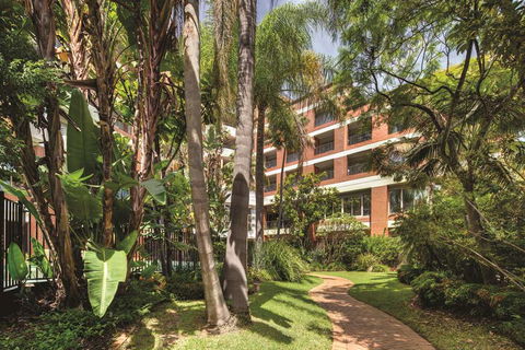 Adina Apartment Hotel Sydney Surry Hills - Accommodation Gladstone 2