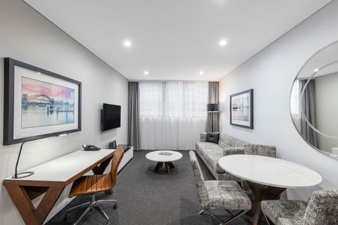 Meriton Serviced Apartments North Sydney - Accommodation Gladstone 1