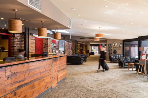 The Old Woolstore Apartment Hotel - Accommodation Gladstone 1