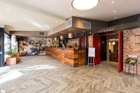 The Old Woolstore Apartment Hotel - Accommodation Gladstone 2