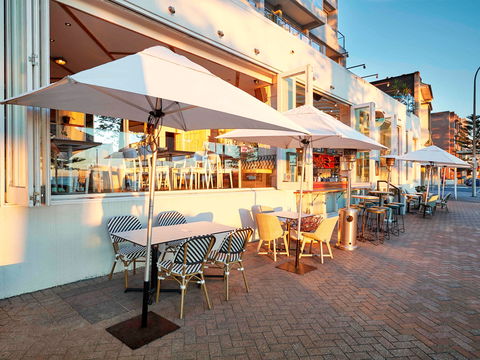 The Sebel Manly Beach - Accommodation Gladstone 2