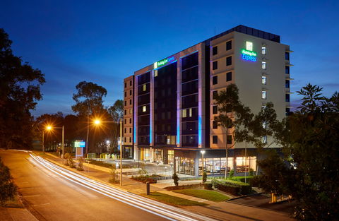 Holiday Inn Express Sydney Macquarie Pk - Accommodation Gladstone 0